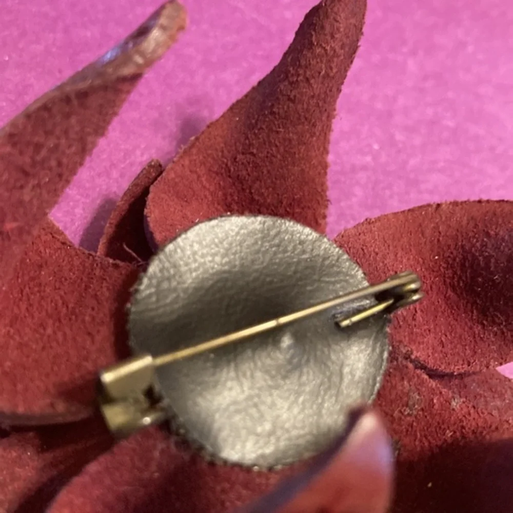 NWOT burgundy tooled leather layered petaled floral brooch